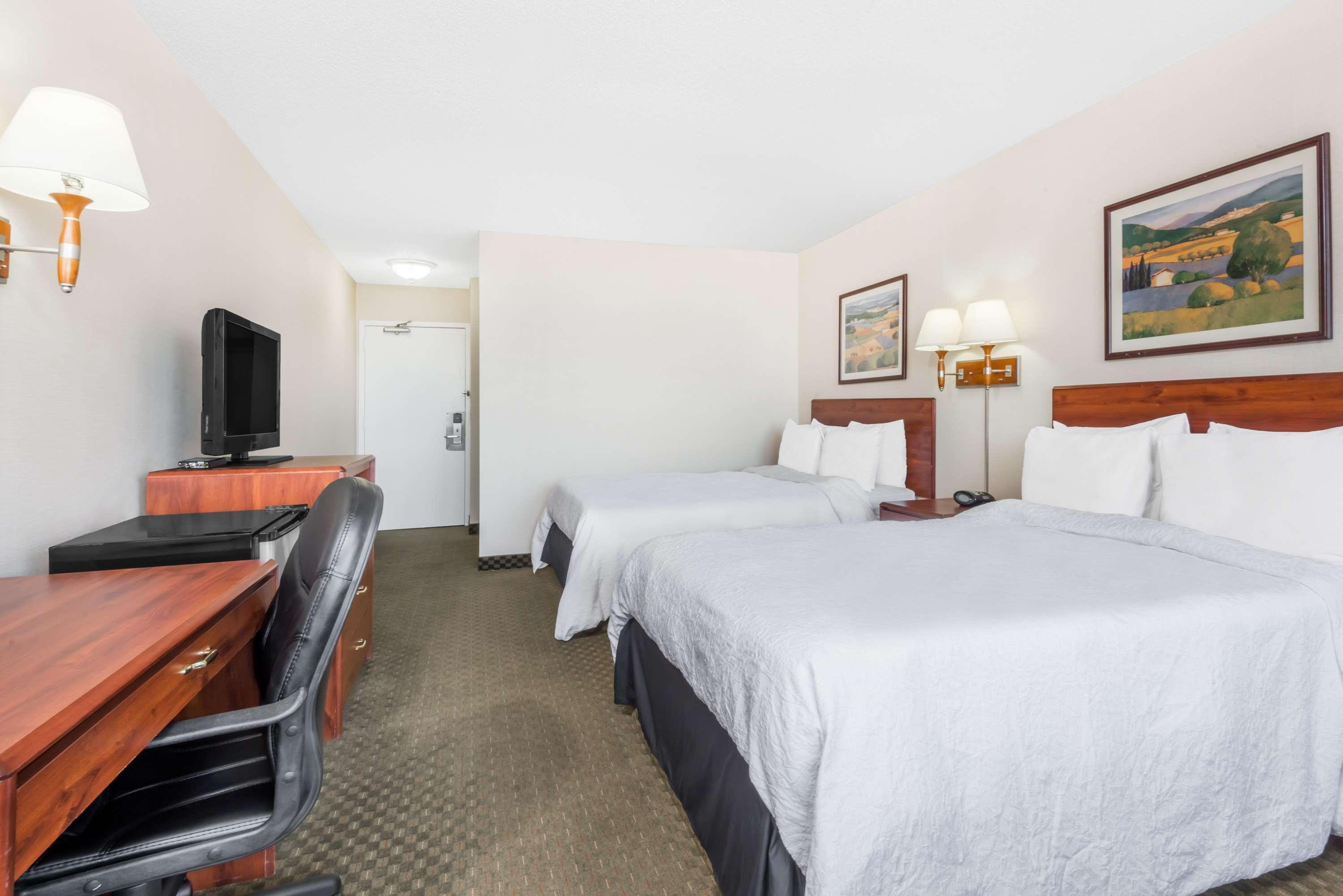Howard Johnson By Wyndham Gillette Dış mekan fotoğraf